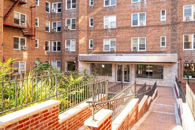 Foto del edificio - New Hampshire House Condos