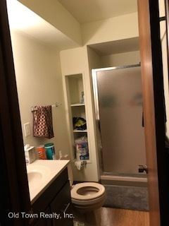 Building Photo - 2 br, 1 bath Apartment - 1425 S. State