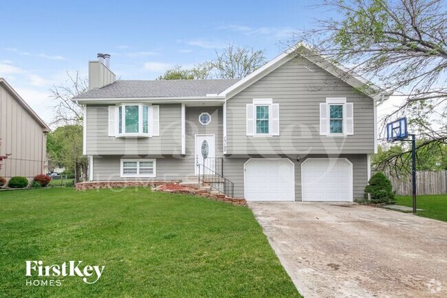 Building Photo - 15100 S Arapaho Dr