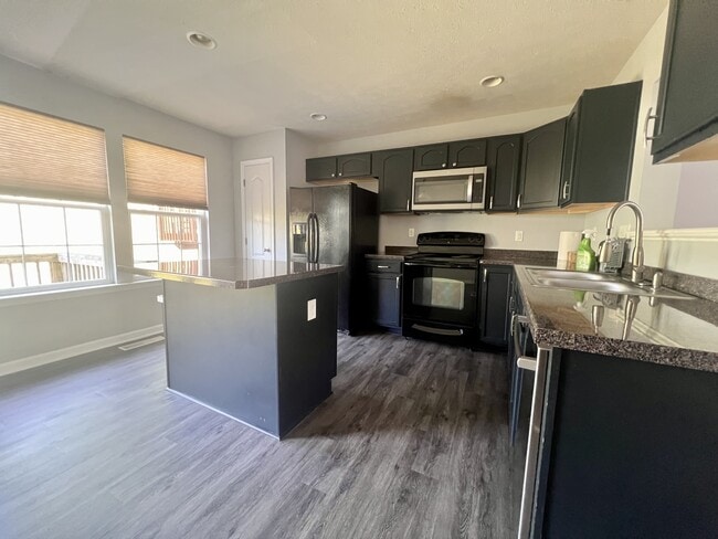 Building Photo - 328 Falcon Run