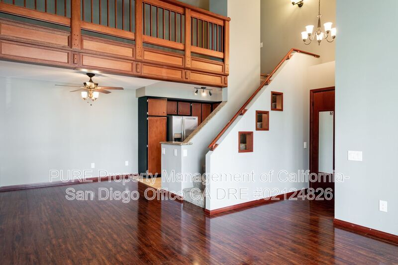 Primary Photo - 12283 Carmel Vista Rd