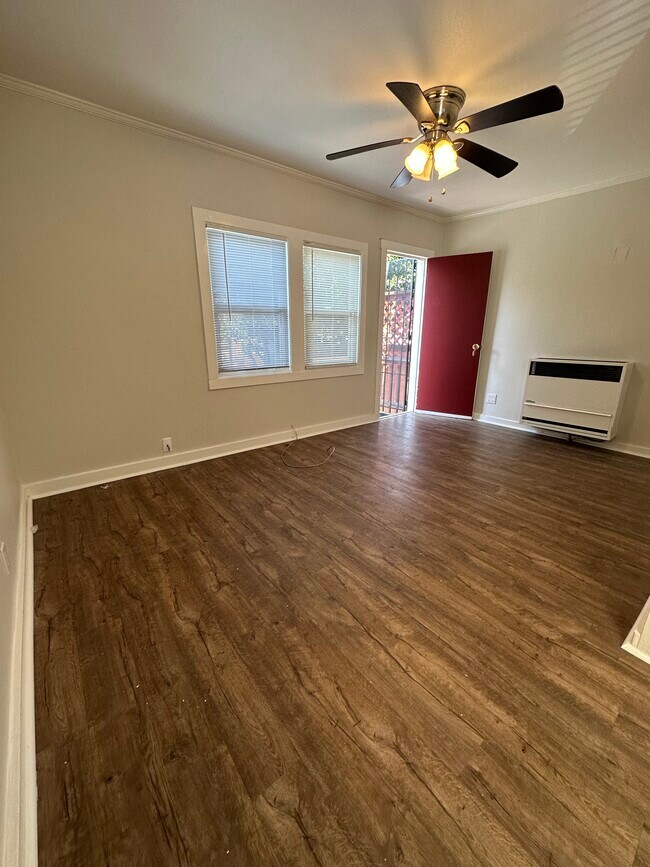 Building Photo - 1145 D St