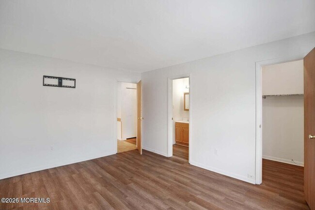 Foto del edificio - 52 Scotch Pine Dr