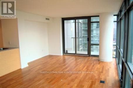 Building Photo - 38 Grenville St