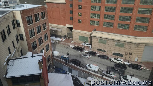 Building Photo - 81 Essex St