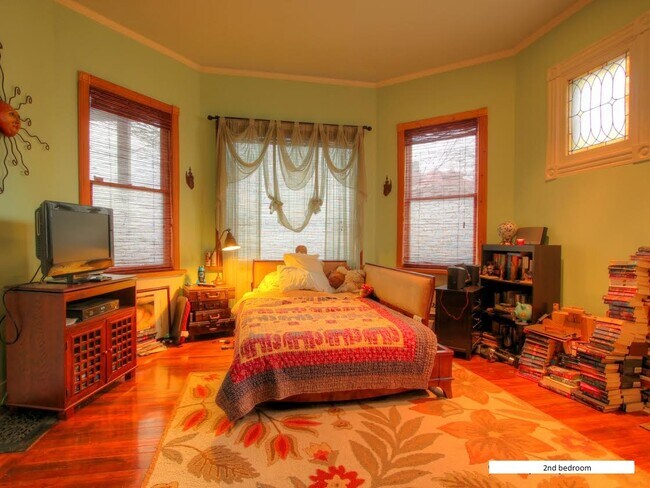 Foto del edificio - 428 Hawthorne Ave