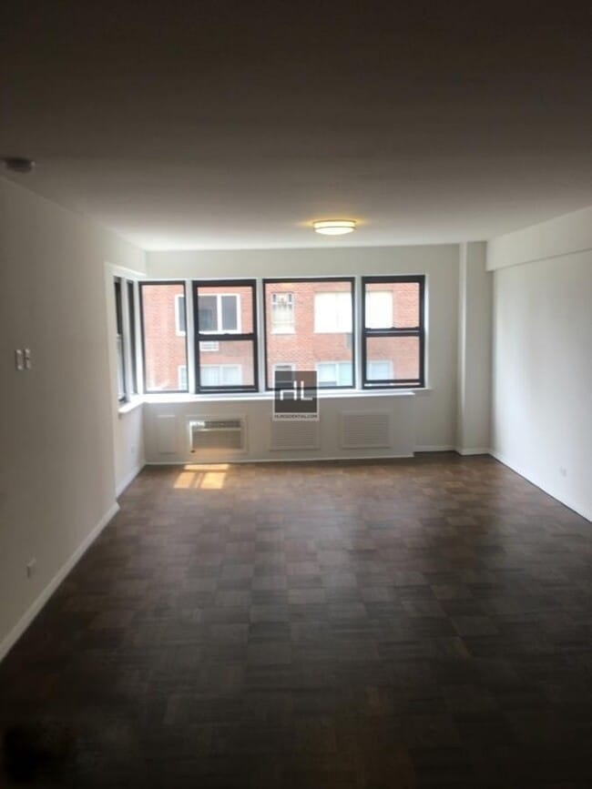 Building Photo - EAST 57 STREET