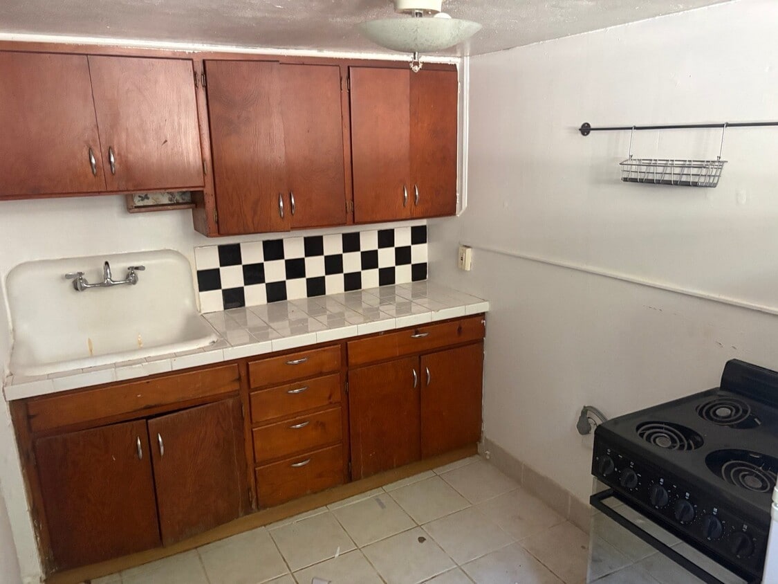 Foto del edificio - 457 E 100 S St