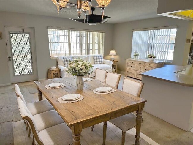 Foto del edificio - 452 Durham O