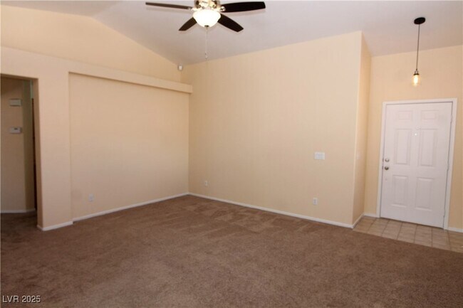 Foto del edificio - 5934 Gingham St