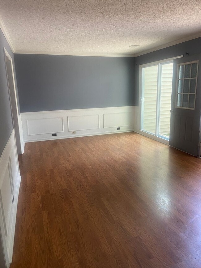Building Photo - Townhouse For Rent in Huffman!