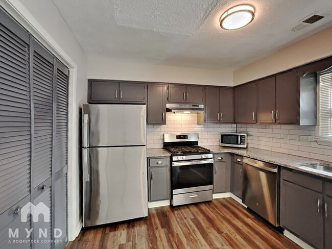 Building Photo - 3510 Hopkins Ct