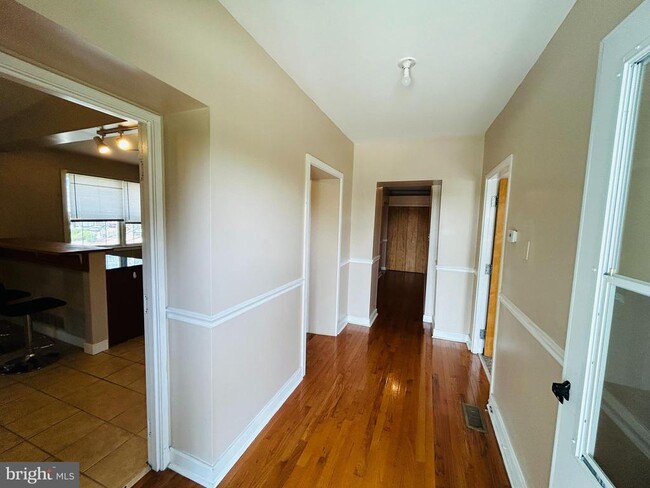 Foto del edificio - 521 Leverington Ave