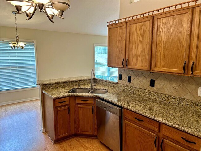 Foto del edificio - 733 La Costa St