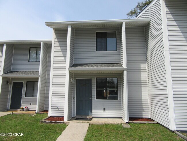 Foto del edificio - 824 West St