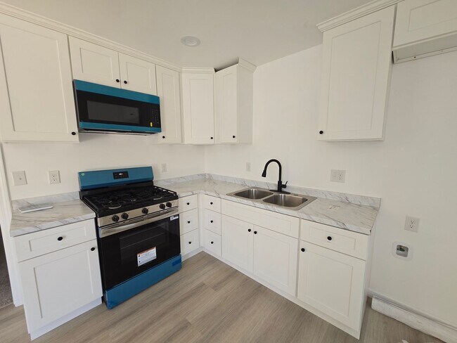 Foto del edificio - Brand-New 2 Bedroom, 1 Bath ADU — $1695/mo