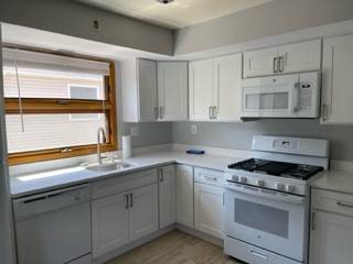 Foto principal - 210 Giffords Ln