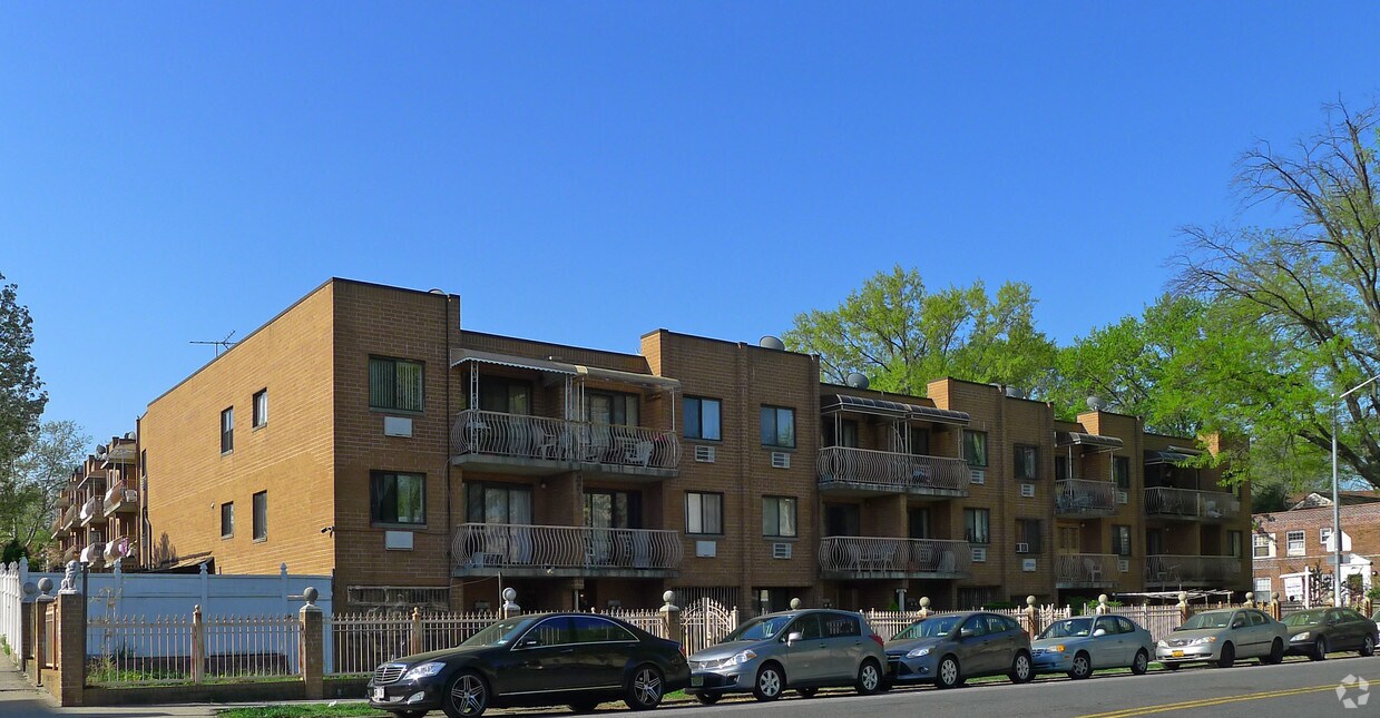 Primary Photo - 15072 Goethals Ave