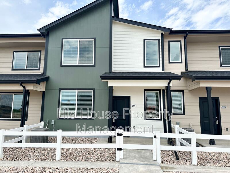 Foto principal - 3905 Canoe St