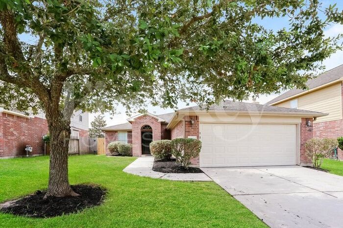 Primary Photo - 23615 Mesquite Trail Ln