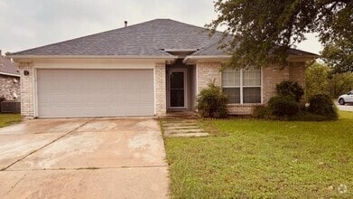 Building Photo - 14708 Rumfeldt St