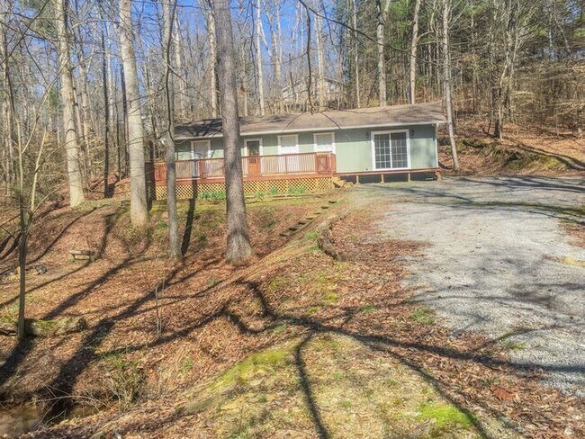 Foto del edificio - 620 Pine Oaks Dr