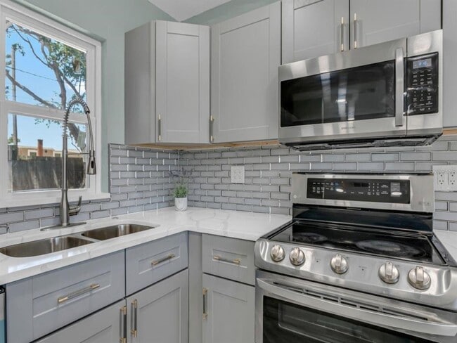 Building Photo - 11491 59th Terrace