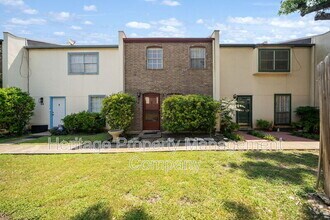 Building Photo - 6427 Wurzbach Rd