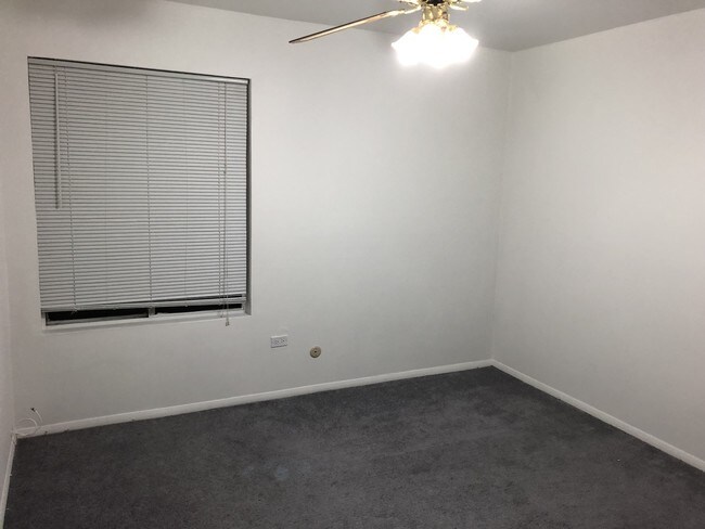 Foto del edificio - 6147 Knoll Wood Ct