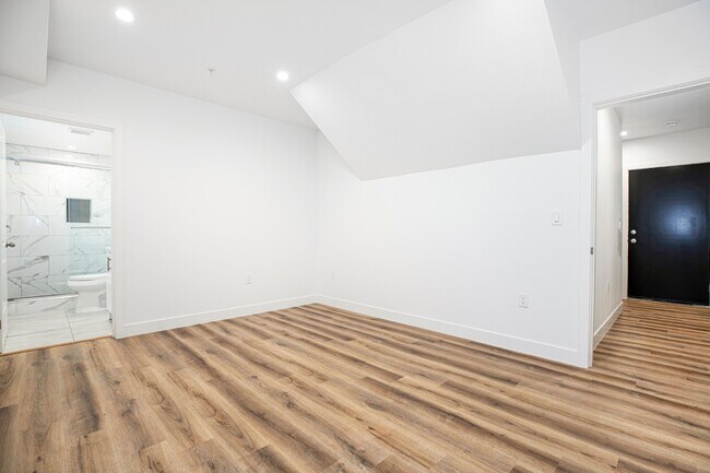 Foto del edificio - 5914 Tujunga Ave