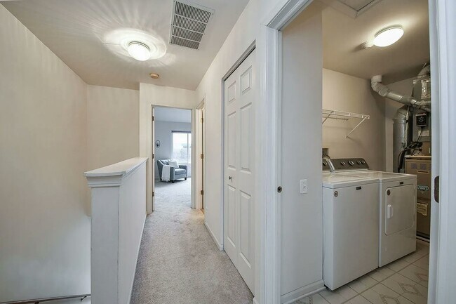 Foto del edificio - 2549 Arcadia Cir