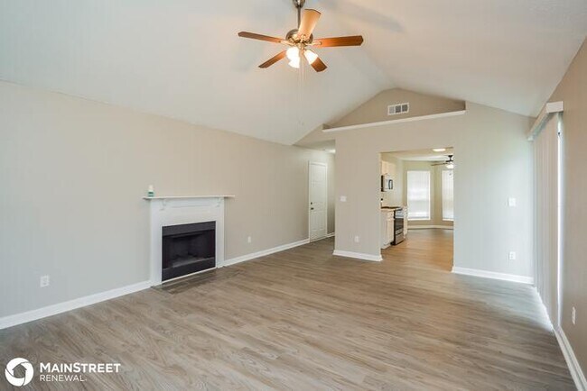 Foto del edificio - 6204 Klondike River Rd, Lithonia, GA 30038