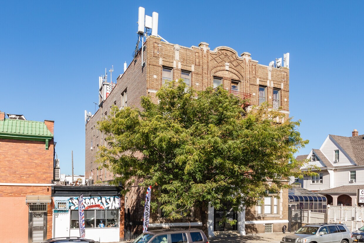 Foto del edificio - 8754 17th Ave
