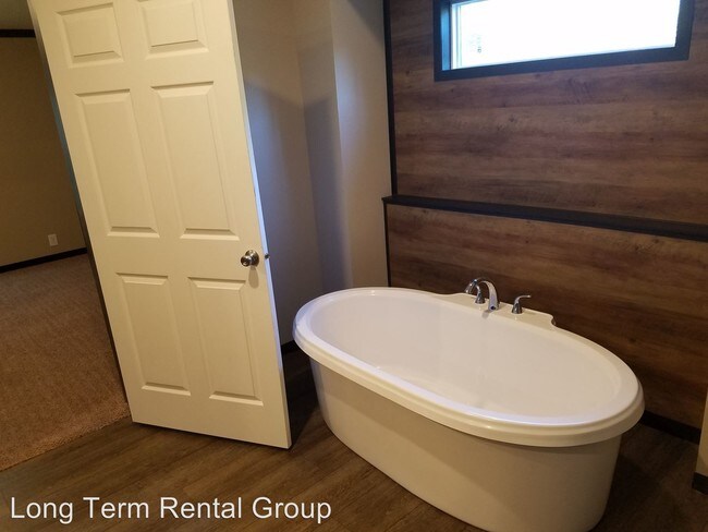 Foto del edificio - 3 br, 2 bath House - 621 S. Pecan Street
