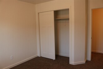 Building Photo - 10535 Mills Rd