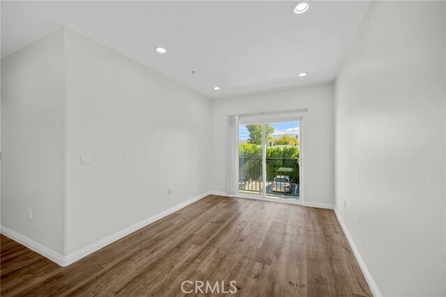 Foto del edificio - 6358 Hazeltine Ave