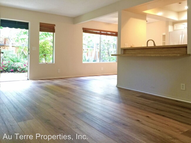Building Photo - 2522 Elden Ave