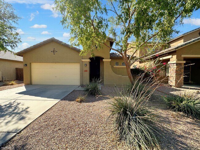 Building Photo - 4 br, 3 bath House - 7421 W Fawn Dr