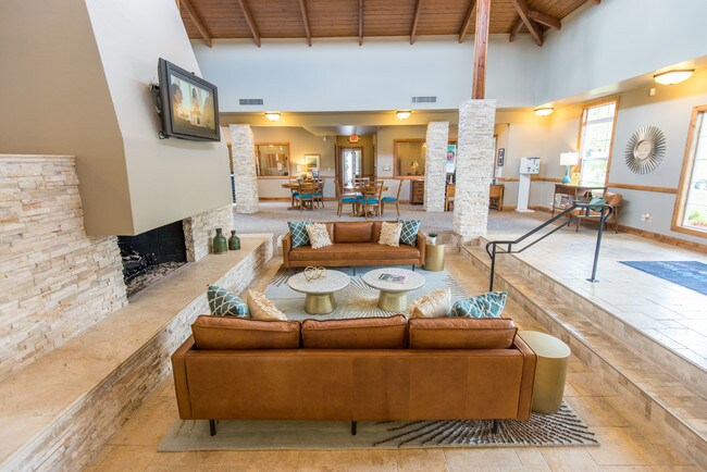 Salón de la casa club - Golfside Lake