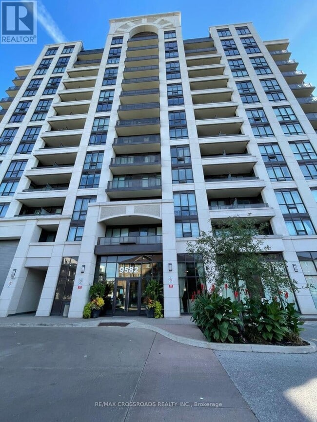 Building Photo - 9582-9582 Markham Rd