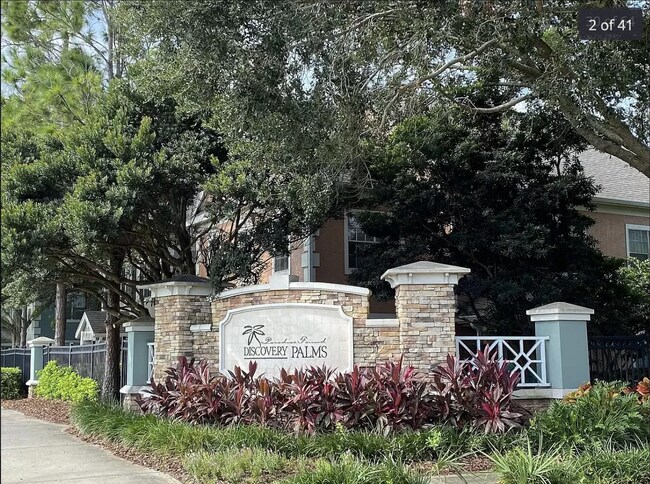 Foto del edificio - 6004 Newport Ln