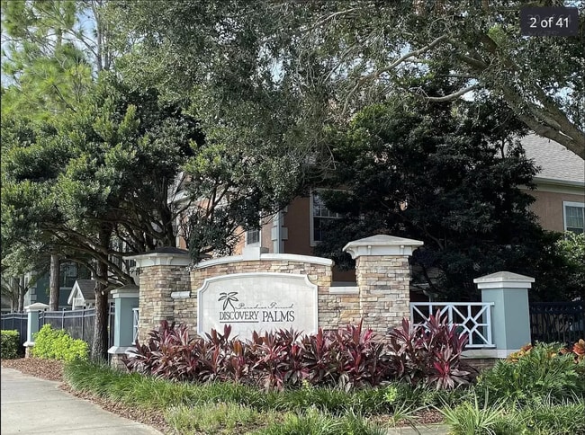 Building Photo - 6004 Newport Ln