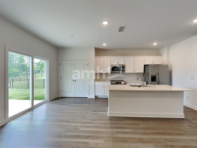 Foto del edificio - 1112 Livengood Wy