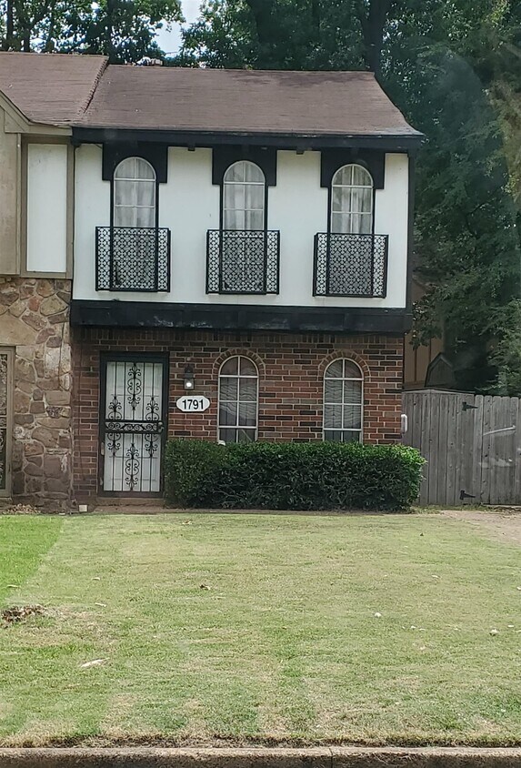 Foto principal - 1791 Grovehaven Cir
