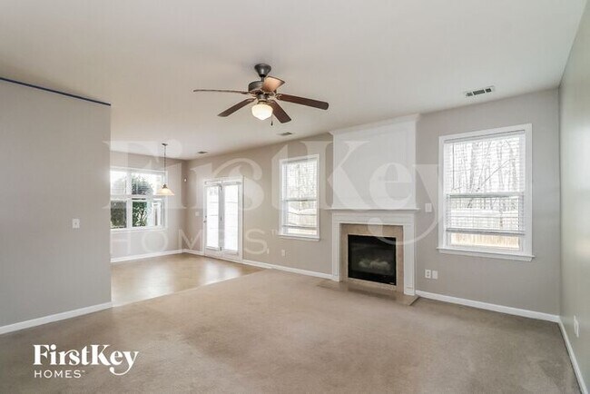 Building Photo - 6483 Stonelake Pl SW