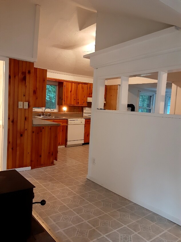 Primary Photo - 140 Harvey Rd