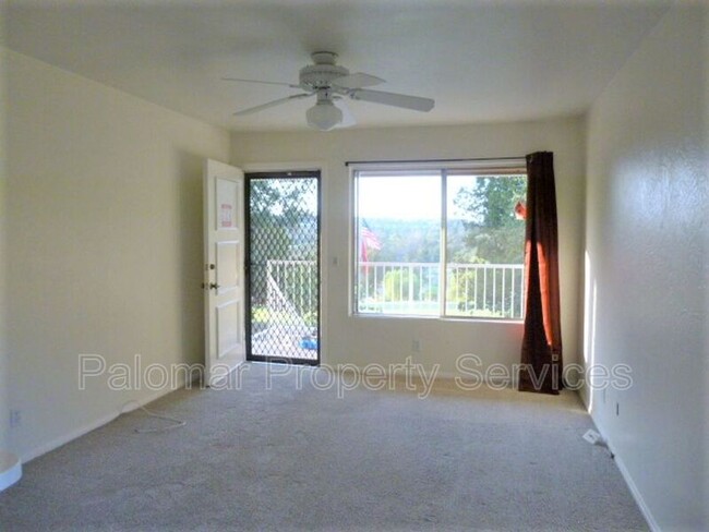 Foto del edificio - 27707 Mountain Meadow Rd