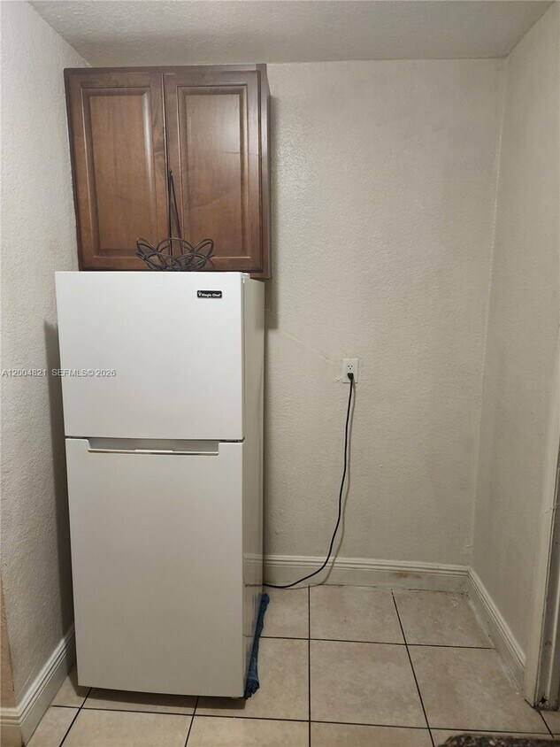 Foto del edificio - 6421 SW 18th St