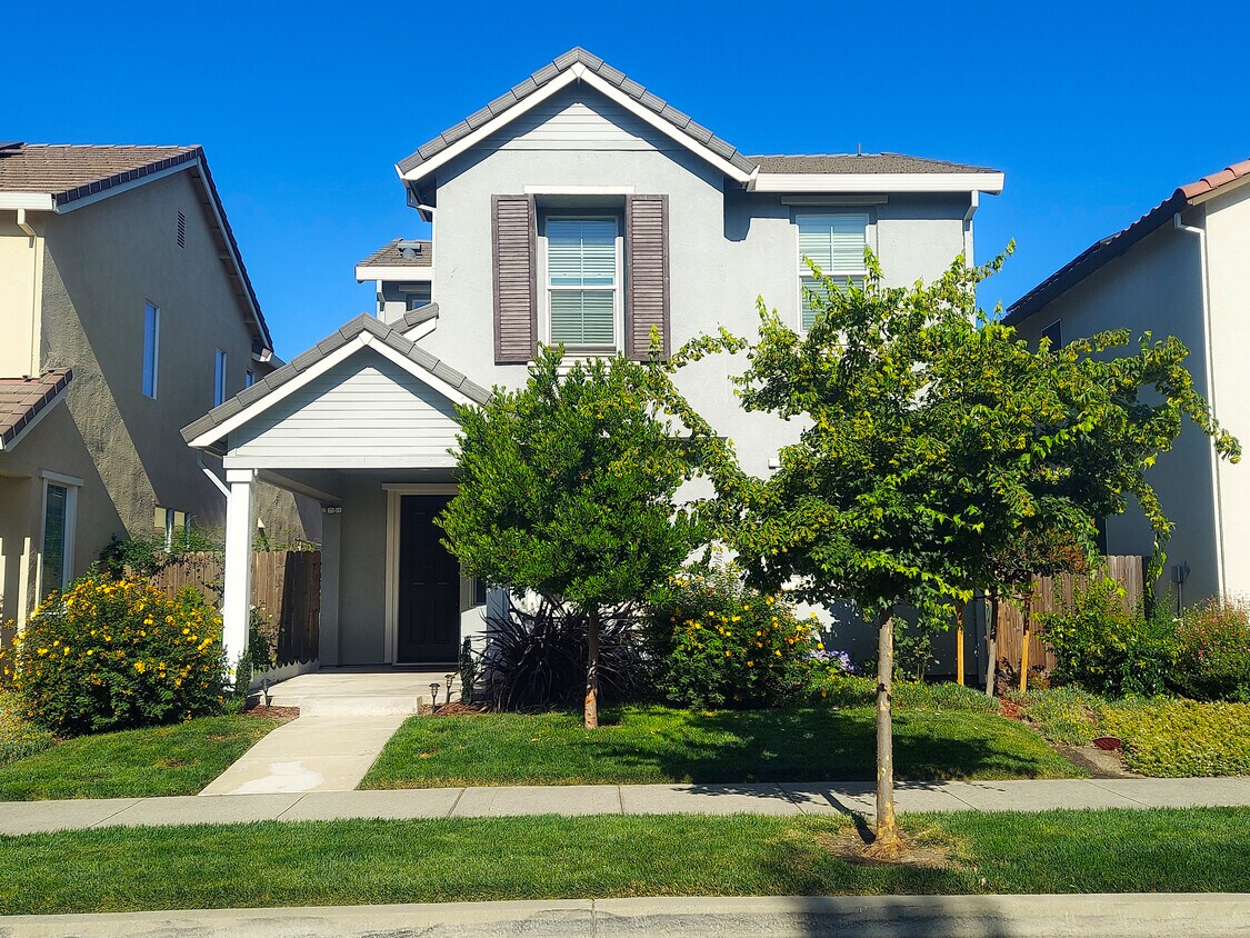 Primary Photo - 4567 Juneberry Dr