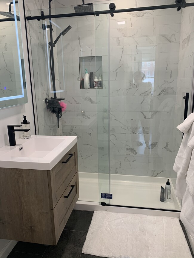 New custom bathroom - 318 PARK Ave